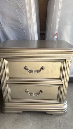 Night stand