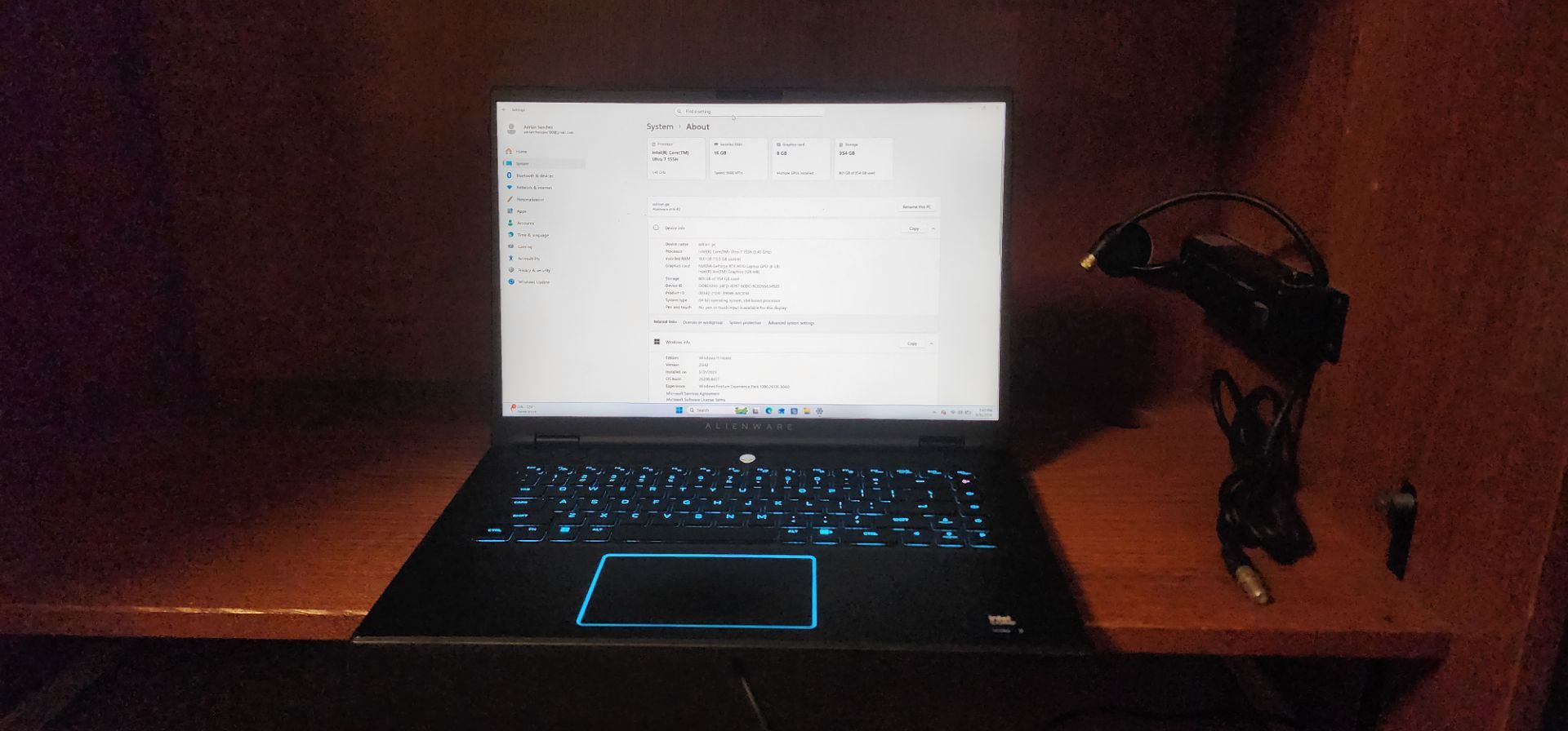 Alienware M16 R2 Gaming laptop