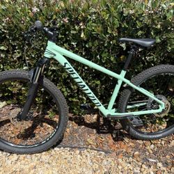 2021 Specialized Rockhopper Comp 27.5 MTB Sz Medium - Excellent Condition 