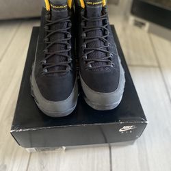 Jordan 9 University Gold