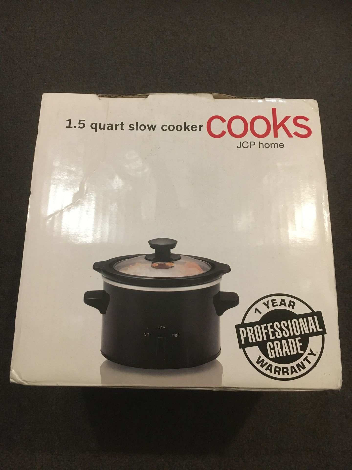 Slow cooker