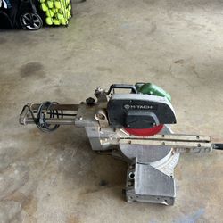 Itachi 8 inch compound saw