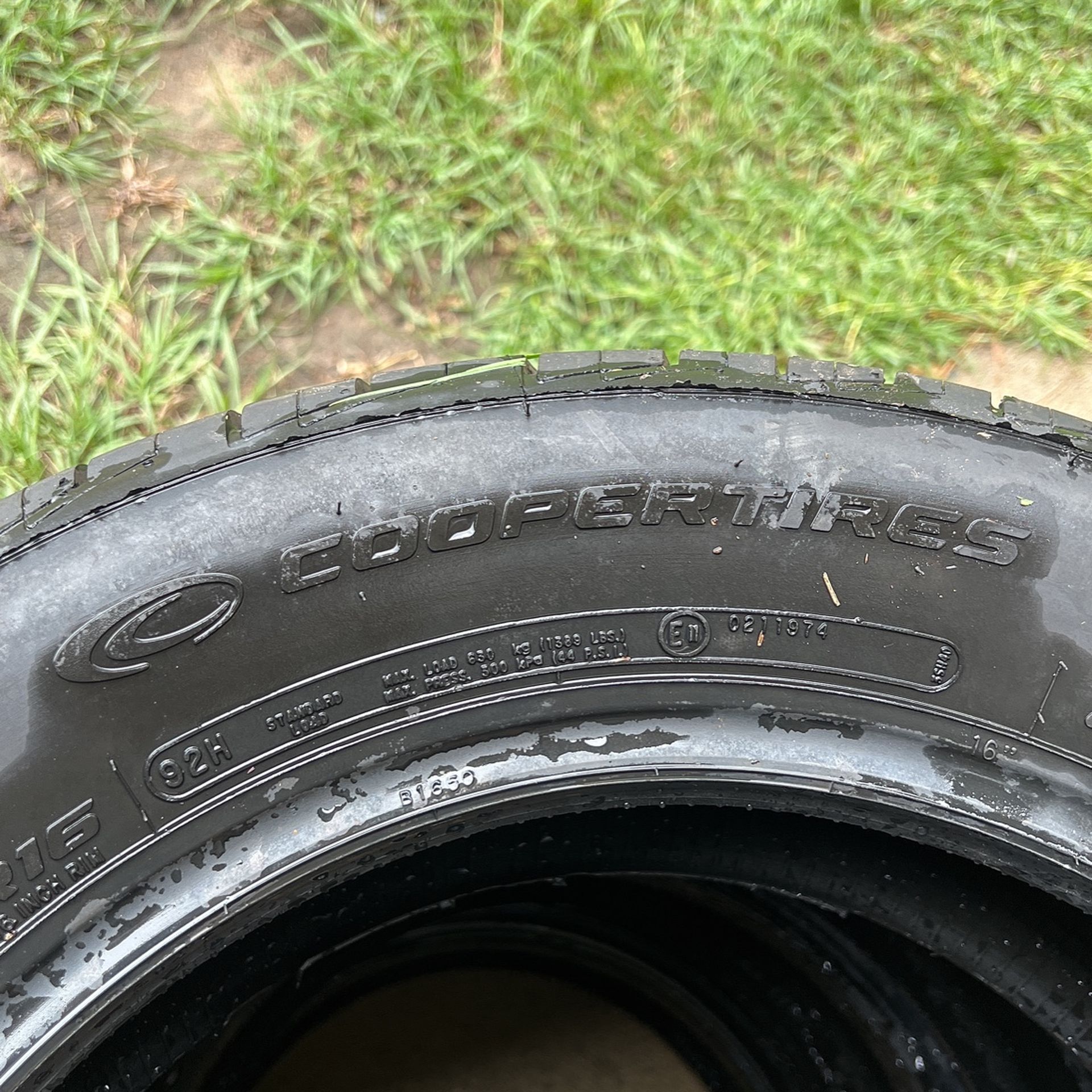 Cooper CSS Ultra Tires 205/60/16