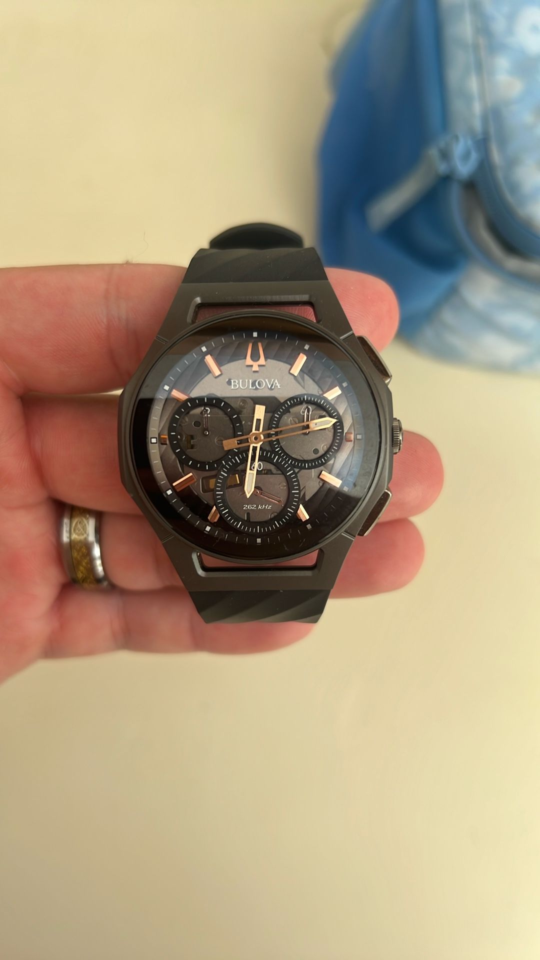 Bulova CURV