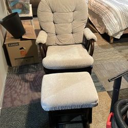 Rocking Chair 