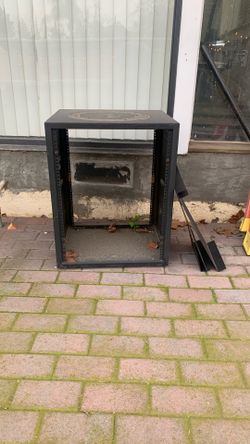 15U AV Rack With 3 Shelves