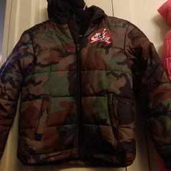 !! Boy's  Hooded  Puffer  Jacket Nike Air Jordan  M For Ages 10-12