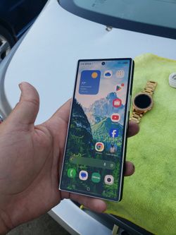 Fully paid off $1800! Is unlocked Brand new Conditions Galaxy Fold 6 Zfold 6 256GB $750! Lowest. $900! With a watch