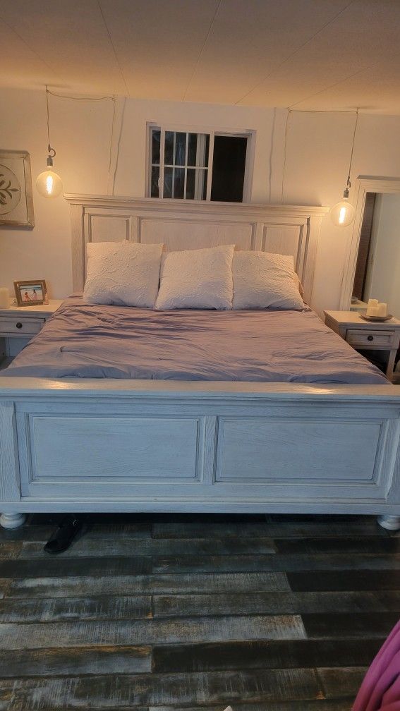 King and full bedroom sets