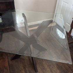 Dinning Table 
