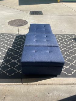 *Free Delivery* Couch Pullout Bed Sleeper Sofa Chair