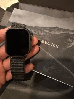 Apple Watch Ultra II Black with Trail Loop Band