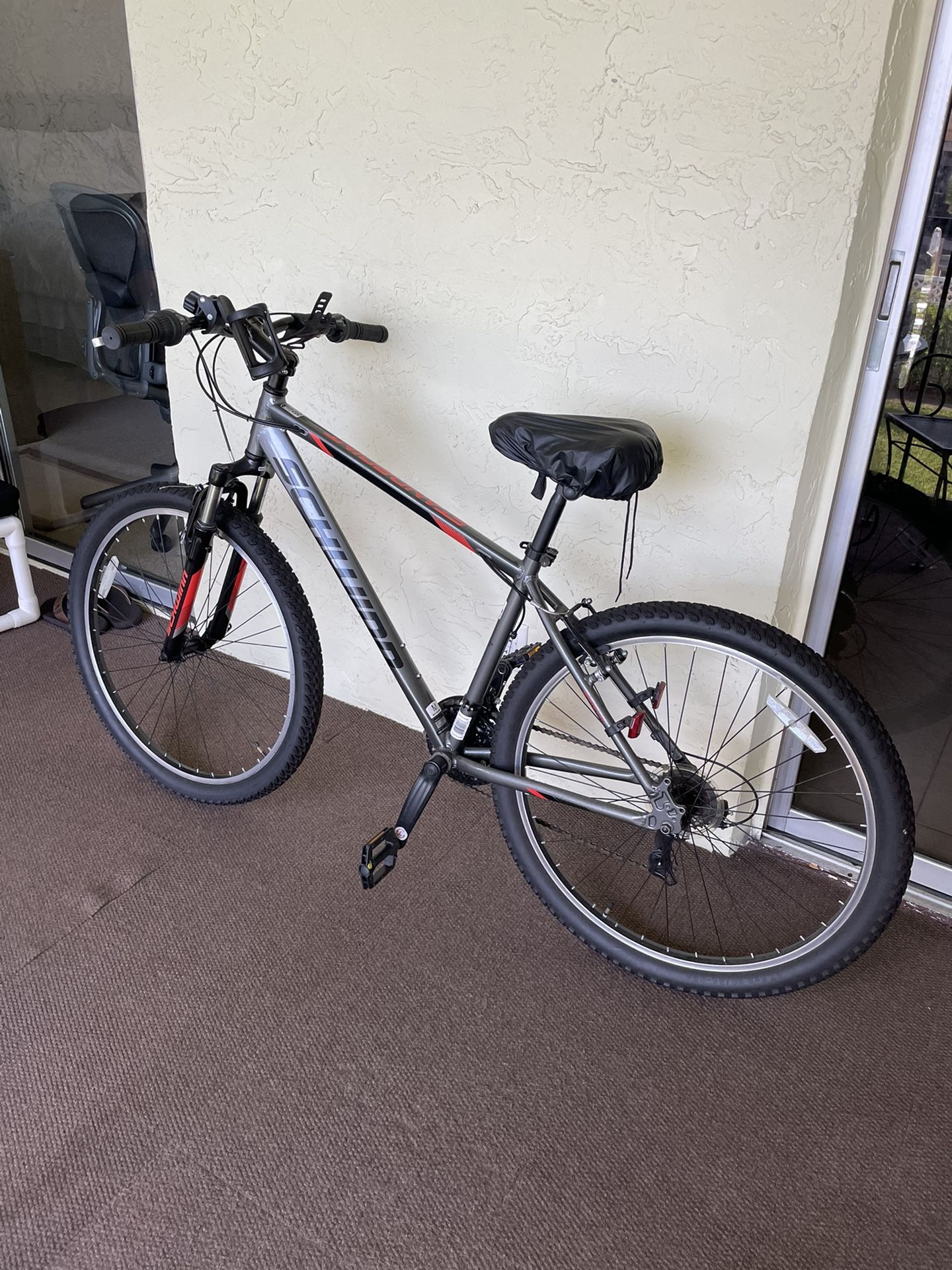 I’m Selling Schwinn Men's Standpoint 27.5" Mountain Bike