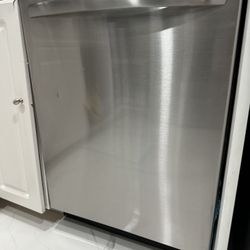 Dishwasher Frigidaire 