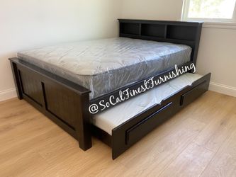 New queen bed with trundle and mattress