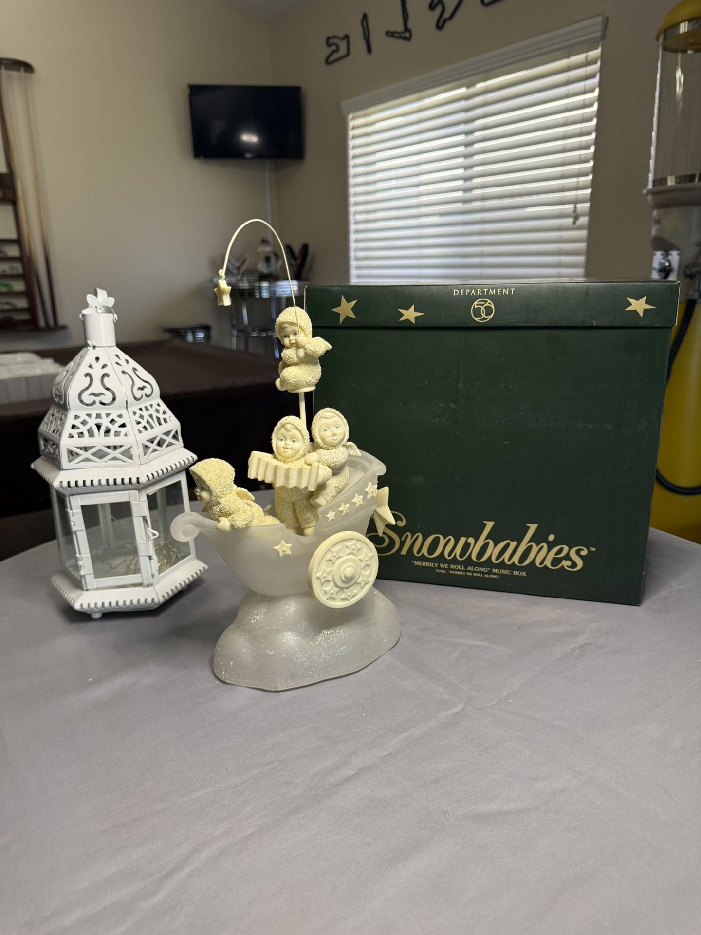 Department 56 Snowbabies “Merrily We Roll Along” Music Box