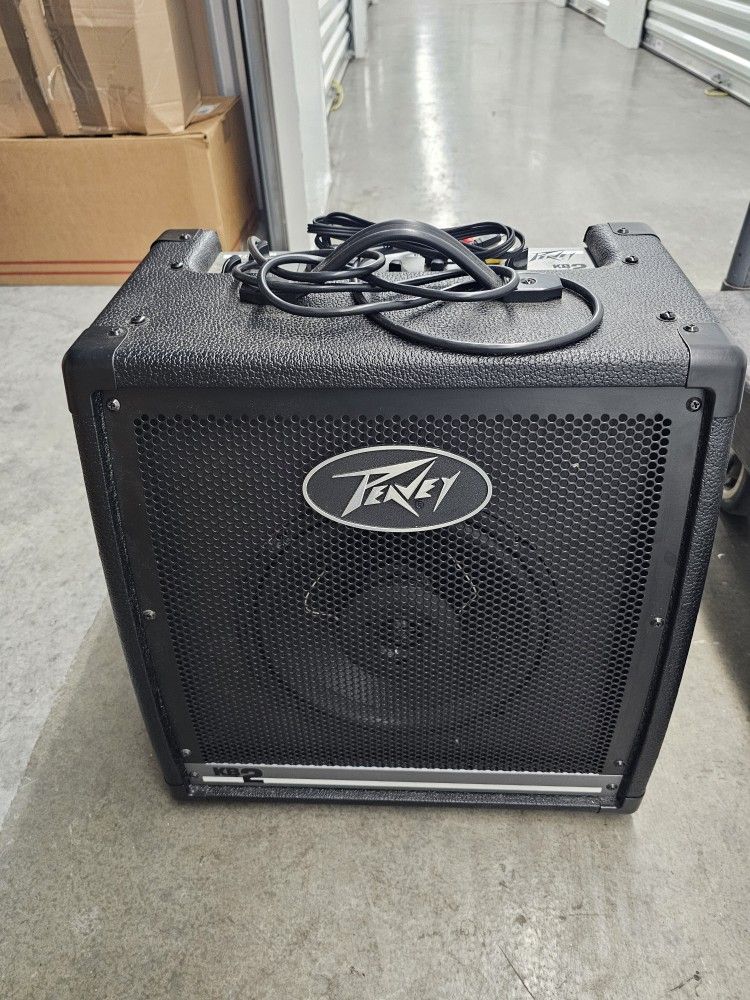 Peavey Keyboard Amplifier. Good Condition!!