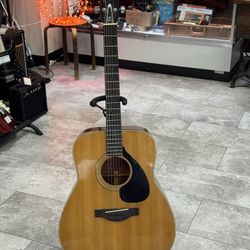 Vintage Yamaha FG-180 Red Label Acoustic Guitar With Hard Case