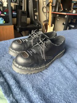Men’s Dr Martens