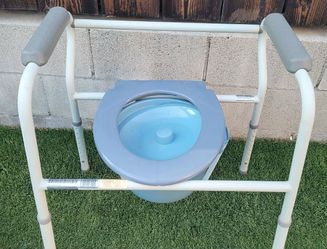 Free commode chair