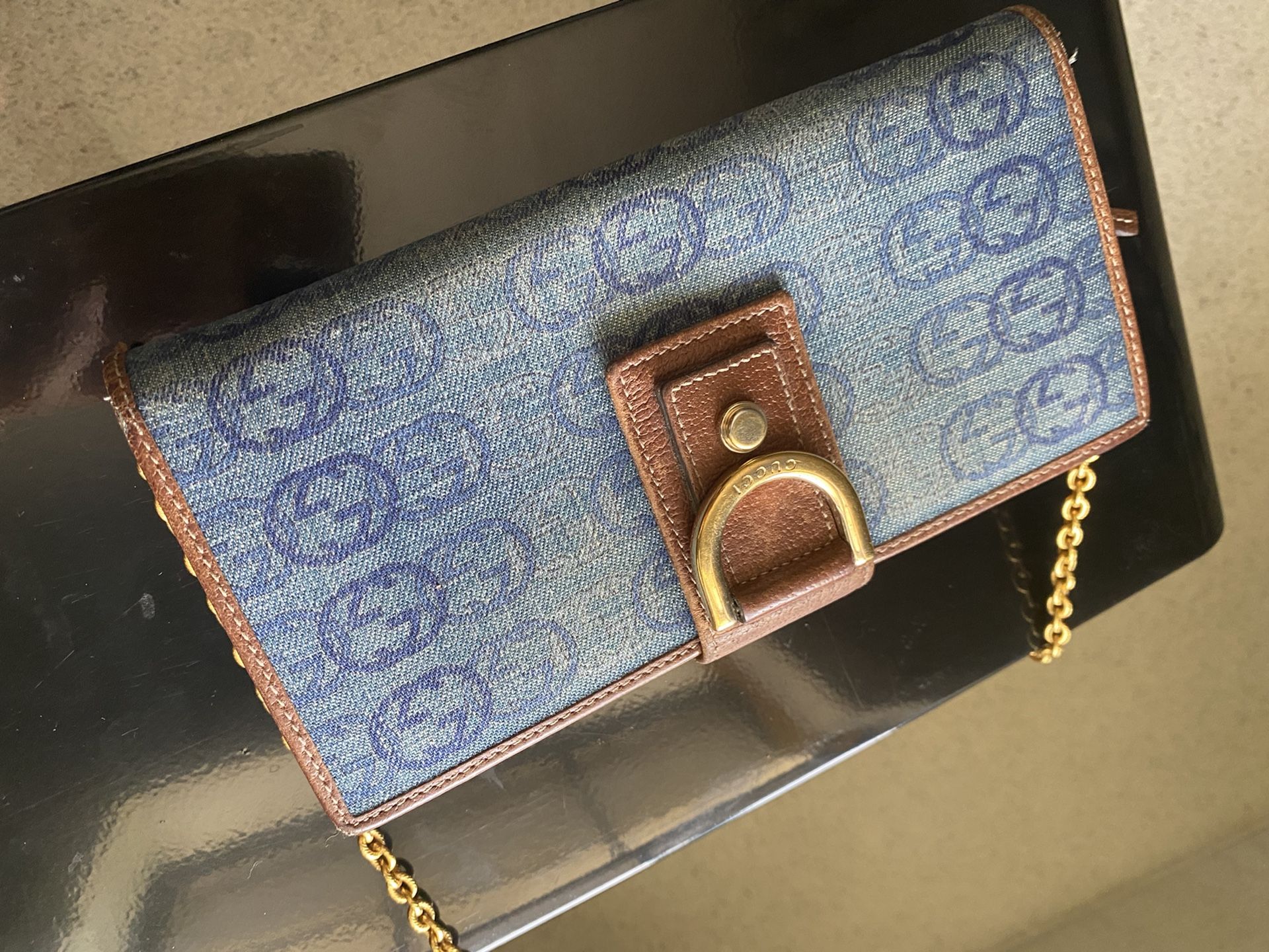 Gucci GG Auth. Wallet Free Non Gucci Chain Added 