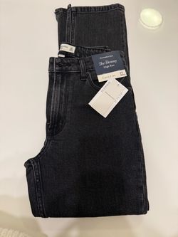 Abercrombie Curve Love The Skinny High Rise Black Jeans 24 X Short NWT