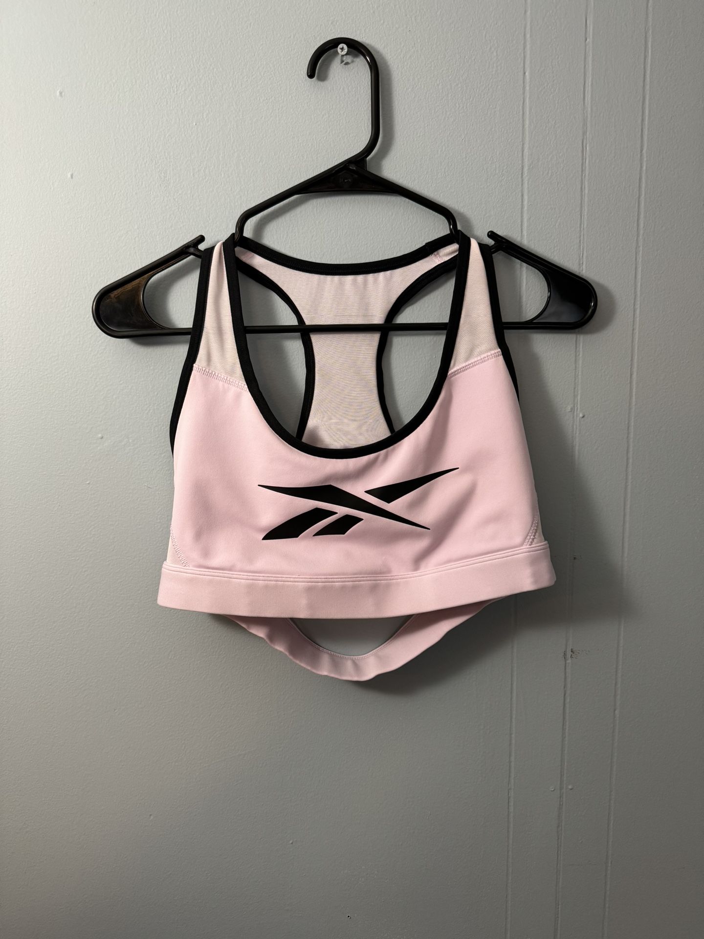 Women’s Reebok Sports Top, Size Large. Pink 