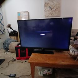 Flat screen TV.. I Buy stereo equipment & more
