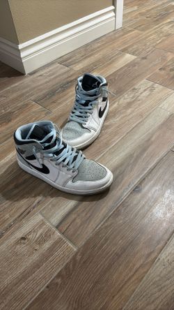 Jordan 1 Ice Blue