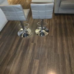 Set of 2 Modern Bar Stools – Adjustable Height