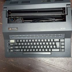 SMITH CORONA ELECTRIC TYPEWRITER