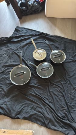 Non-stick pots and pans + 1 stainless pot