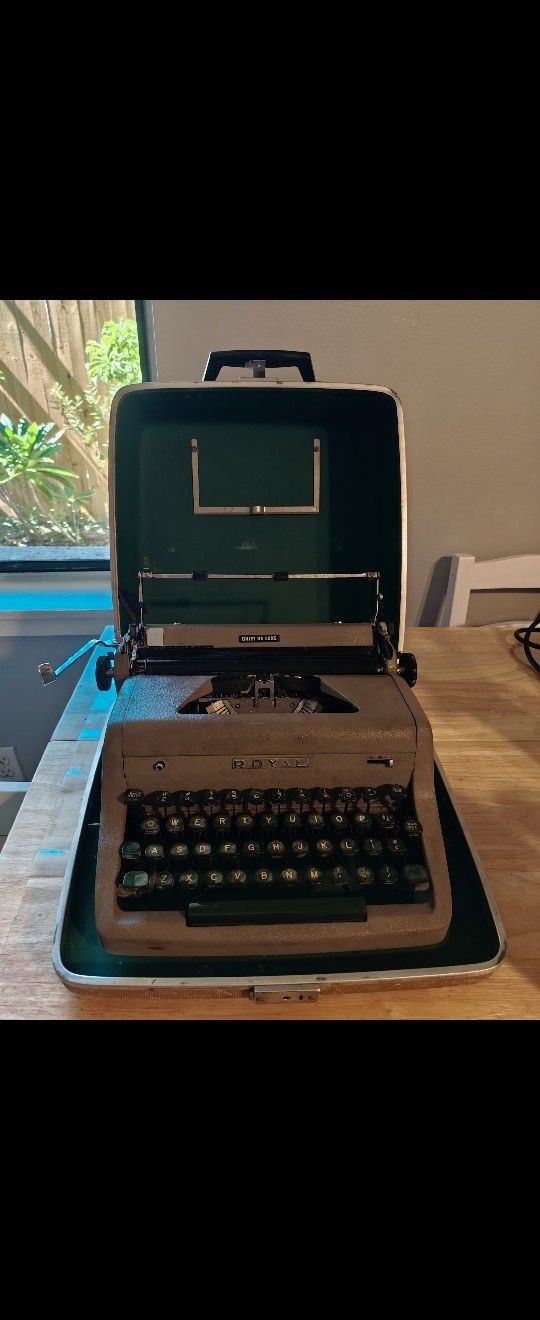 Vintage Typewriter
