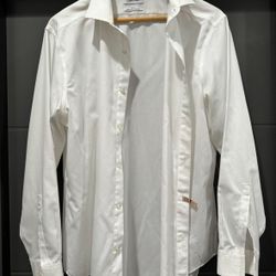 Calvin Klein Men’s Long Sleeve White Dress Shirt. 