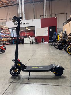 Electric scooter