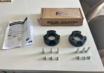 Rough Country Leveling Kit