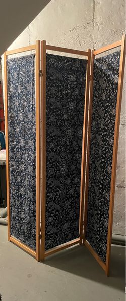 Free - Room Divider