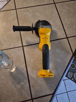 Dewalt Yellow Black 18V Cordless Cut-Off Heavy Duty Angle Grinder