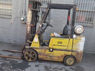 used forklift - old but working