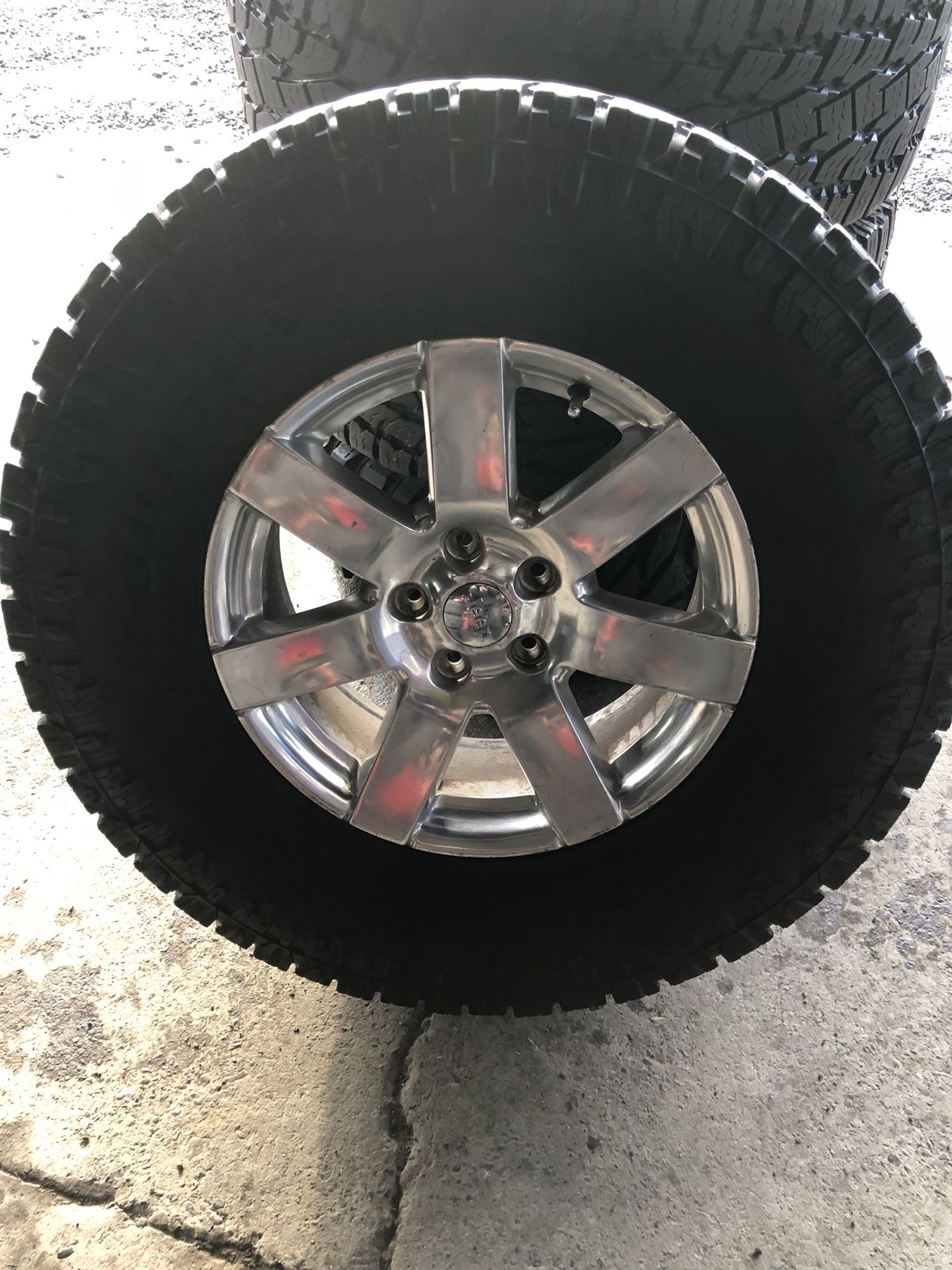 3(contact info removed) on chrome Jeep wheels