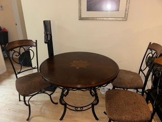 Round Wood Dining Table with 4 Chairs