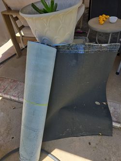 Roofing material peel and stick