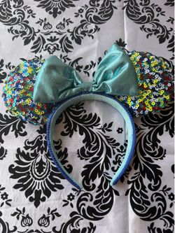 2022 Disney Parks Aqua Bow w/Multi Colored Sequin Minnie Mouse Ears Headband NWT