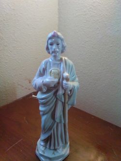 Figurine