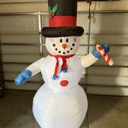 Christmas Inflatable Snowman 7ft
