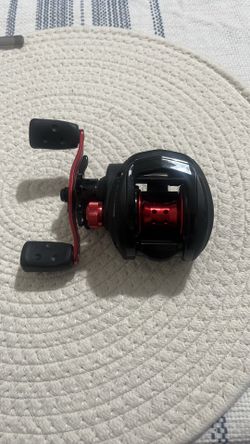 Abu Garcia Max X Low Profile Baitcast Reel