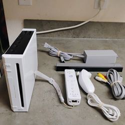 Nintendo Wii Console, Includes: Controller, Nunchuck, Cables, Tested, Working.