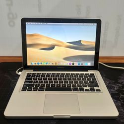 APPLE MACBOOK PRO 13” 2012 2.5Ghz i5 8GB RAM 500GB (OS CATALINA 2020)