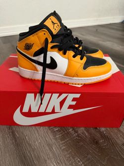 Air Jordan 1s black white and yellow 6.5