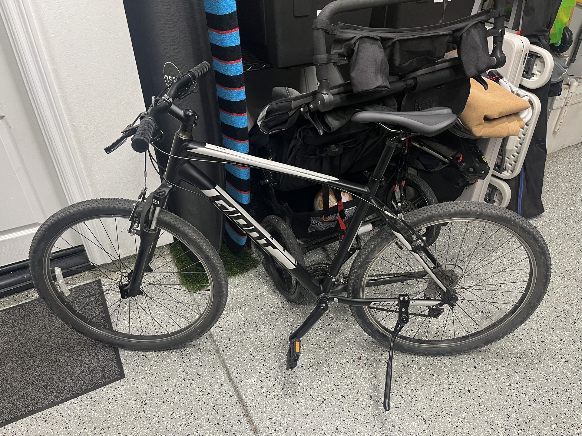 Giant Mountain Bike